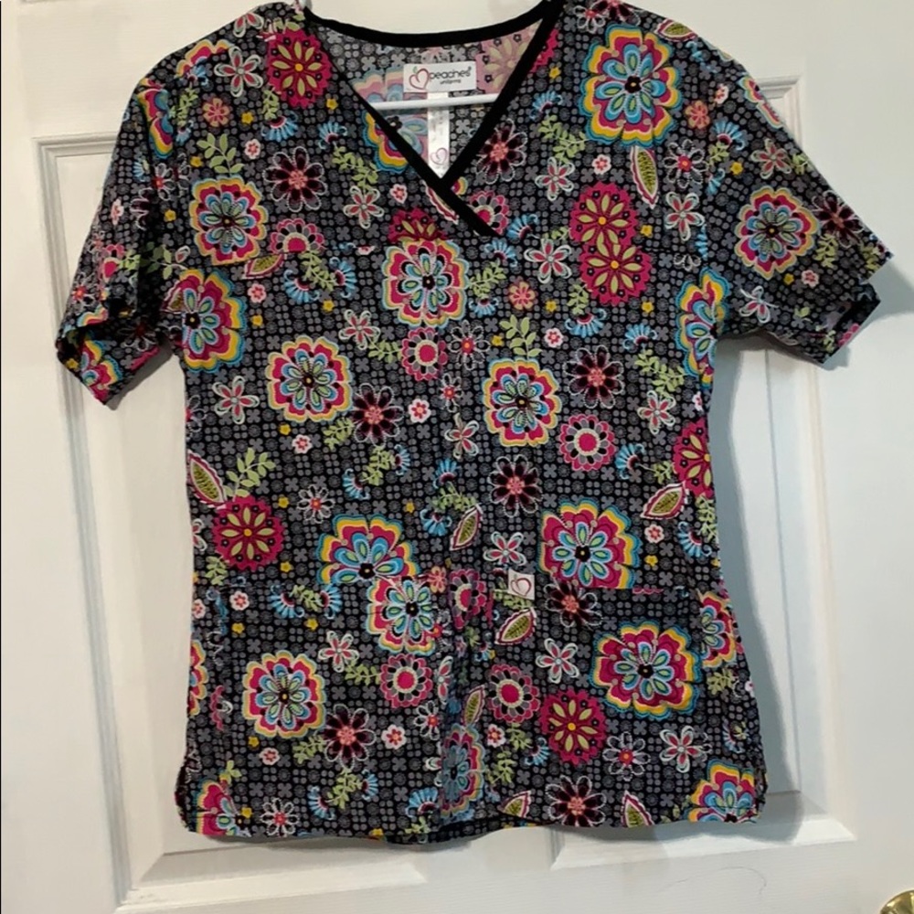 Scrub top